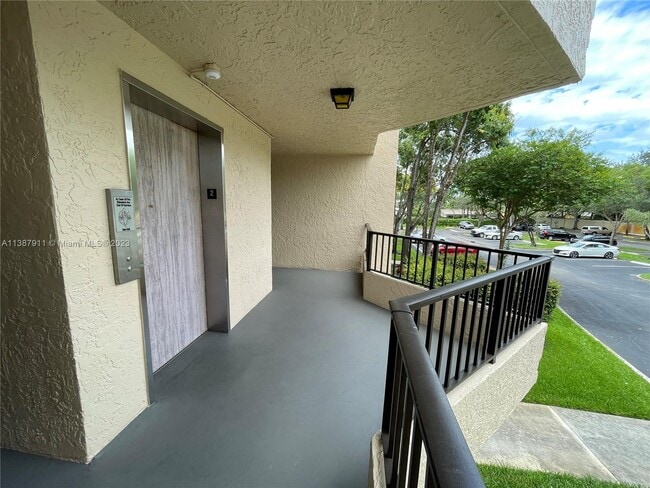 Building Photo - 10451 W Broward Blvd