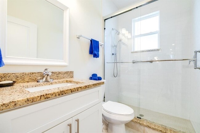 Building Photo - 520 Nogales Ct