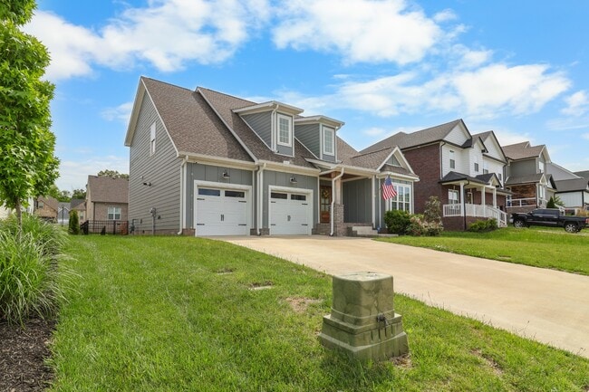 Building Photo - 276 Bluebell Dr