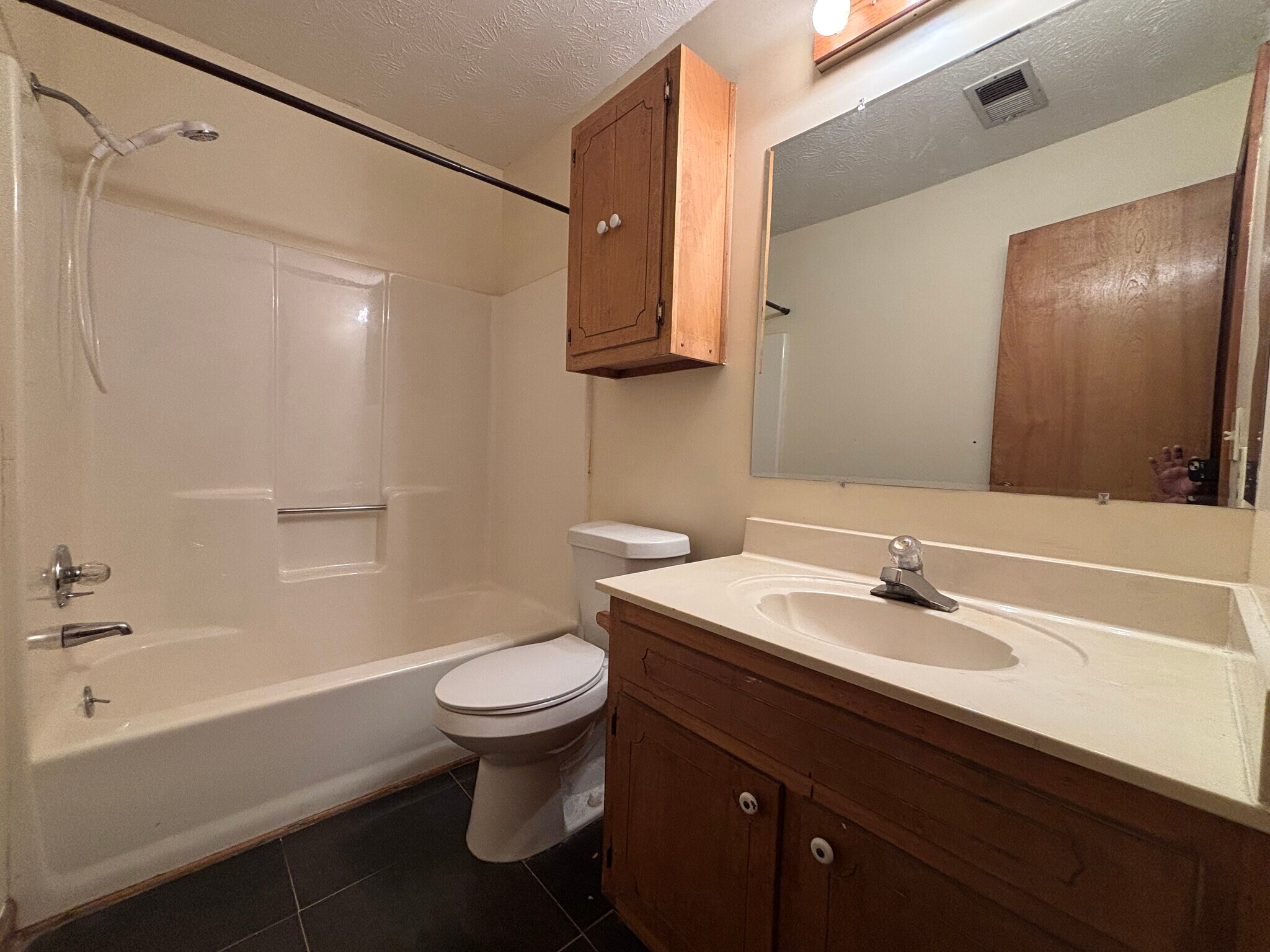 Hallway bathroom - 705 Alcovy Forest Dr