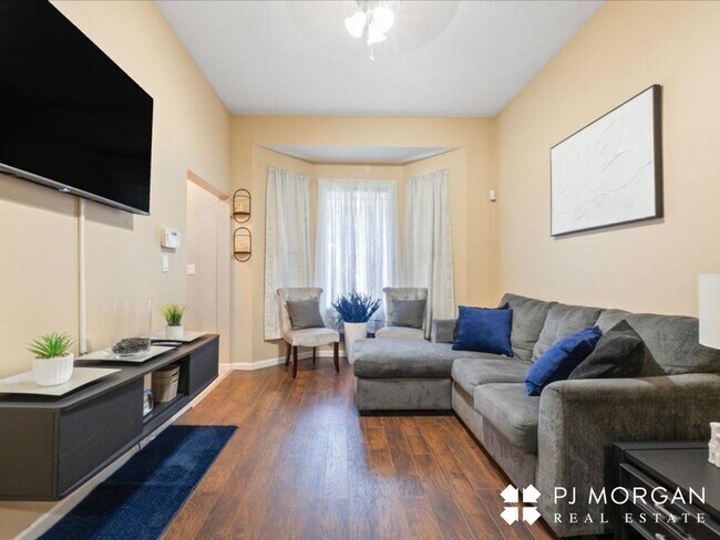 Building Photo - South Omaha Charm -Half off the 1st months rent!