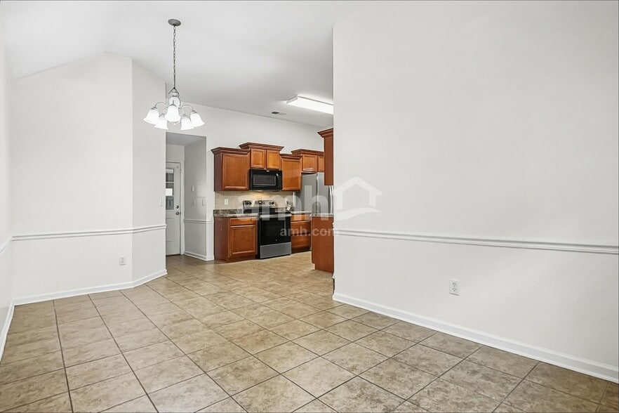 Building Photo - 1679 Farkleberry Dr
