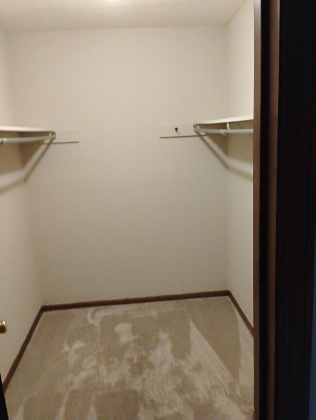 Building Photo - 339 Clover Ln