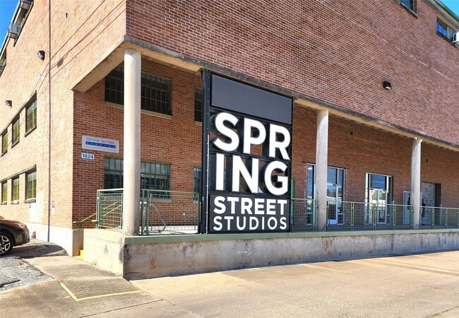 Building Photo - 1214 Crockett St