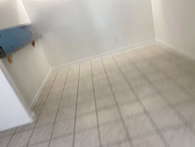 Building Photo - Weatherly Condominiums