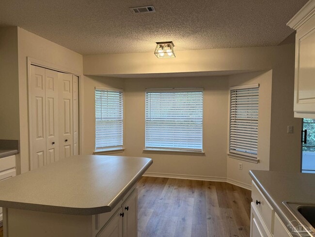 Building Photo - 1667 Condor Dr