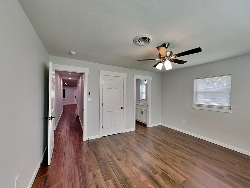 Building Photo - 2852 Scarlet Rd