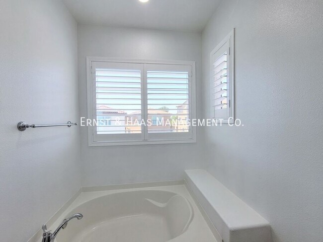Building Photo - 12464 Boxwood Terrace