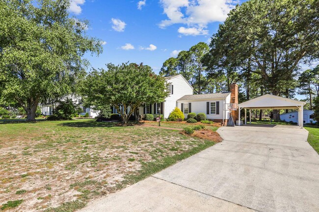 Building Photo - 206 Ramblewood Dr