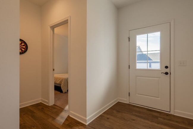 Building Photo - 5006 Forsythia Pl
