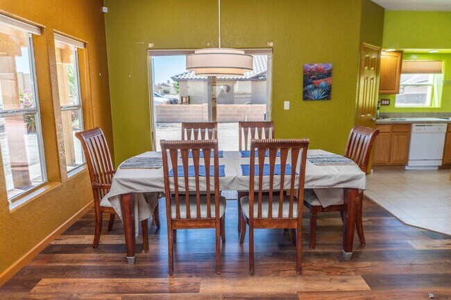 Building Photo - 28702 Canal Ave