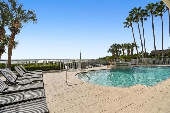 Building Photo - 4304 Bay Club Cir