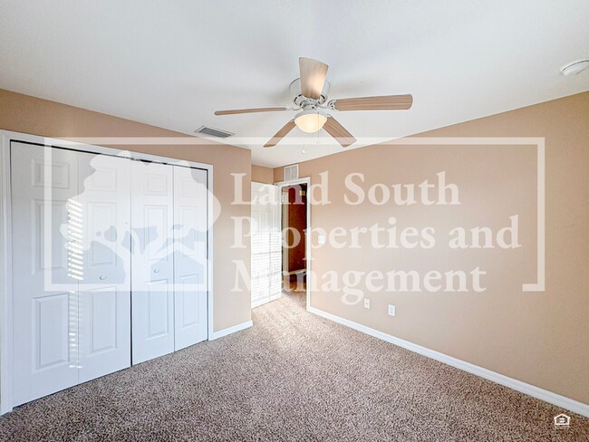 Building Photo - 5432 River Rock Rd