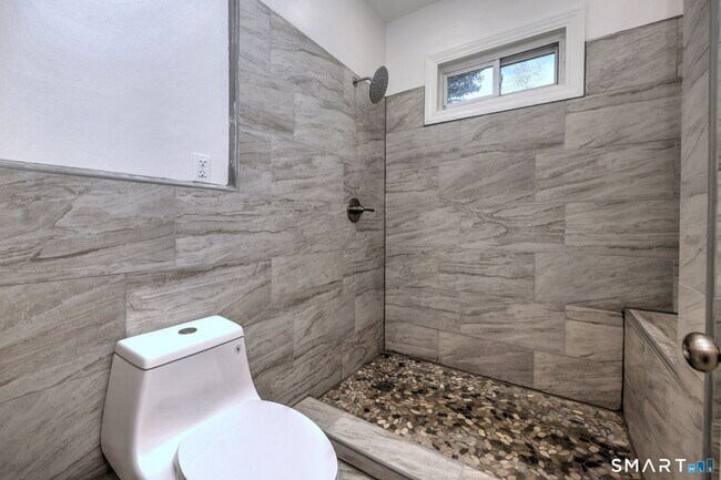 Building Photo - 330 Naugatuck Ave
