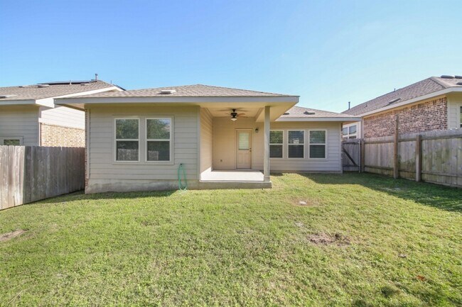 Building Photo - 14002 Madrigal Ln