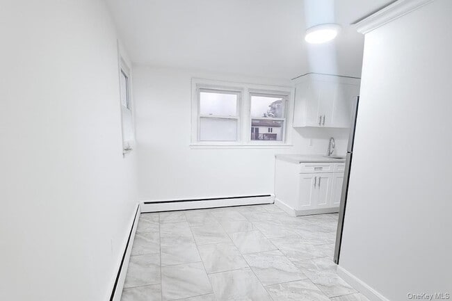 Primary Photo - 308 40th St