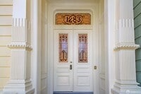 Building Photo - 1283 Page St