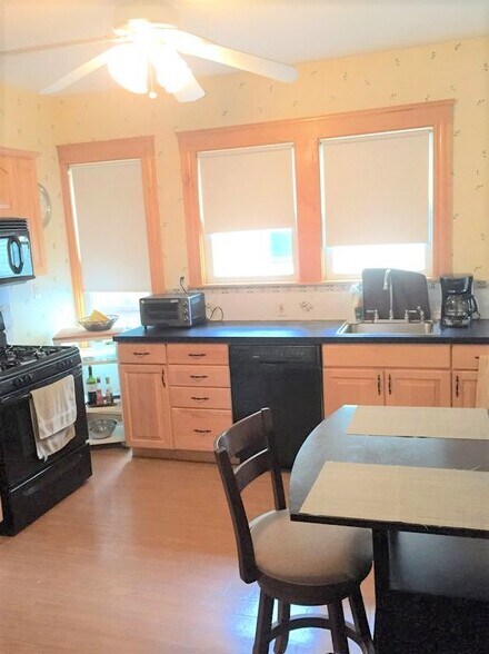 Building Photo - 80 Quincy St