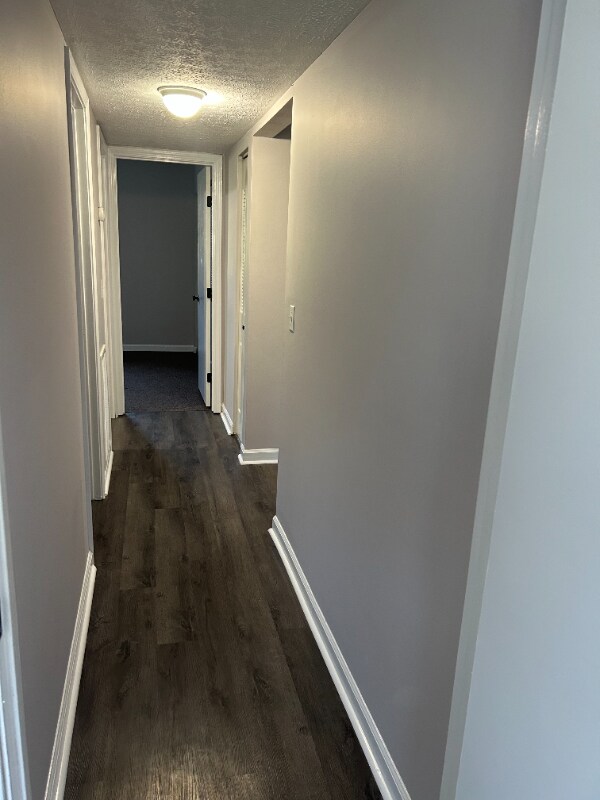 Building Photo - 120 Skyline Dr