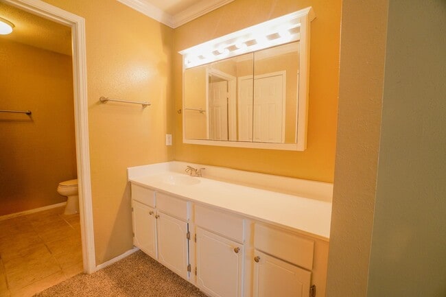 Building Photo - 5005 Georgi Ln