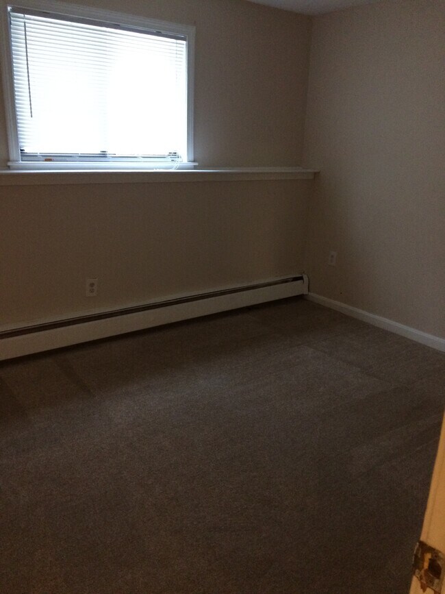 645 W Lowell Ave 645 W Lowell Ave Haverhill MA 01832 Apartment Finder