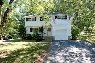 Building Photo - 23 Brooks Rd
