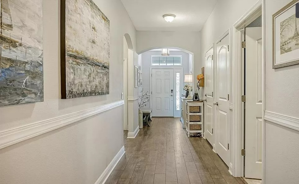 Hallway - 727 129th St NE