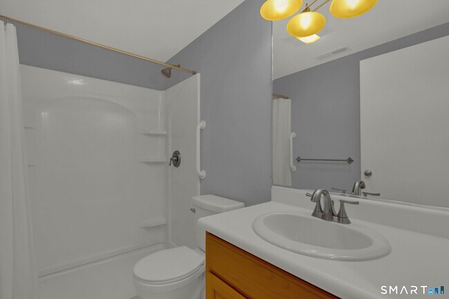 Building Photo - 1128 Windward Rd