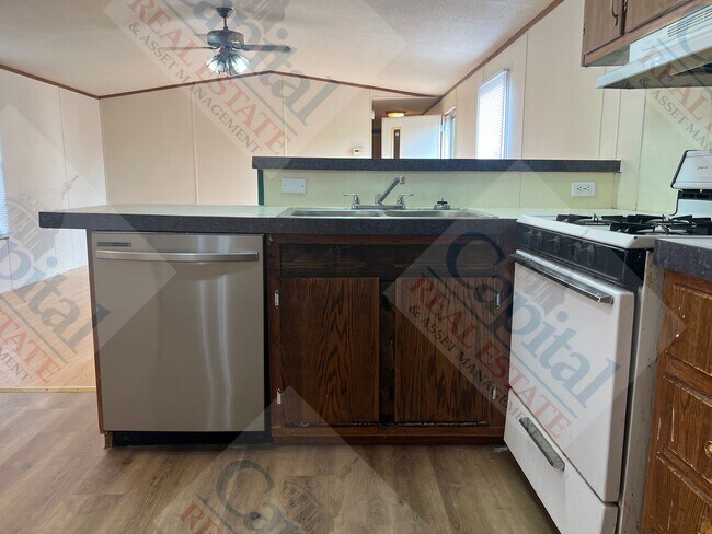 Building Photo - Quiet Country Manufactured Home
