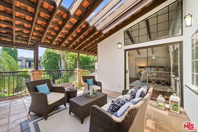 Building Photo - 4115 Laurelgrove Ave