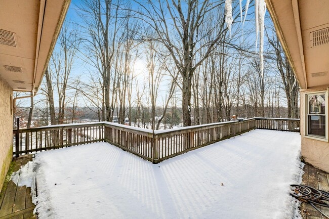 Building Photo - 6253 Headley Heights Ct