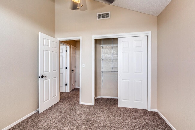 Building Photo - 900 Tecate Pl