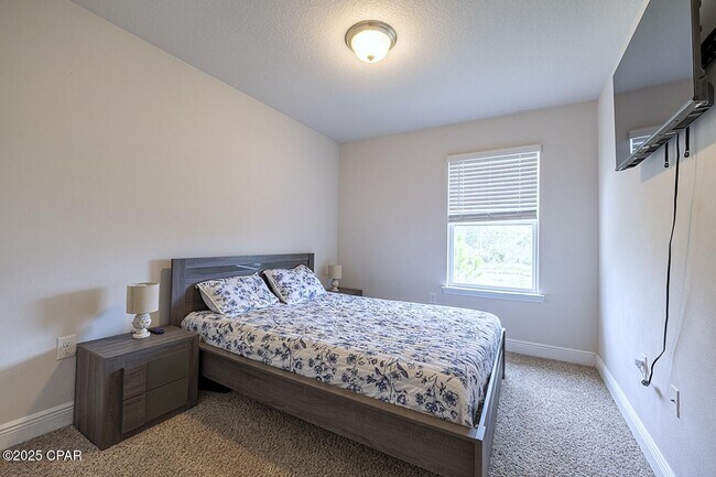 Building Photo - 1882 Pointe Dr