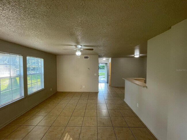 Building Photo - 6100 Westgate Dr