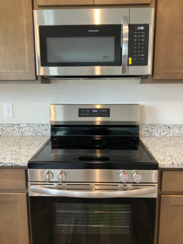 Building Photo - 209 Addison Dr