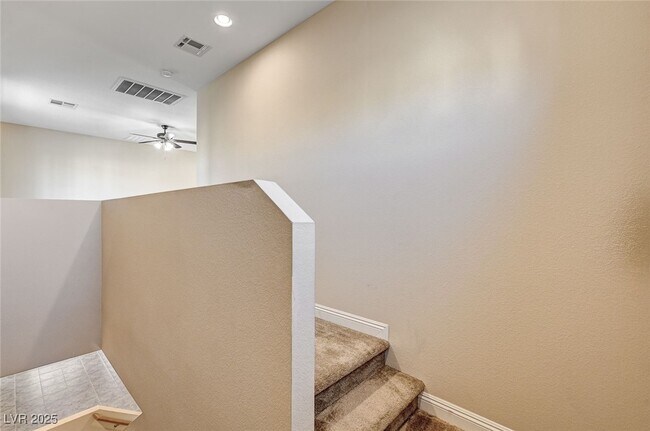 Building Photo - 4630 Summer Azure St