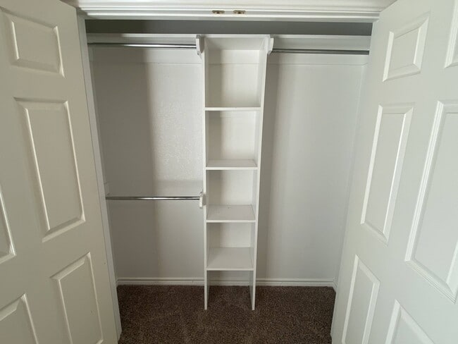 Building Photo - 6012 Remington N Cir