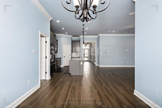 Building Photo - HALF-DEPOSIT SPECIAL! Stunning Luxury Home in Silverhill with Huge Diamond Shaped Backyard!