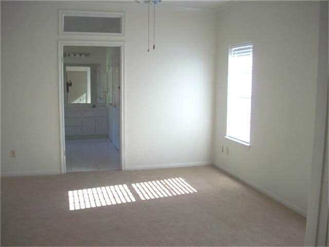 Building Photo - 14310 Windsor Oaks Ln