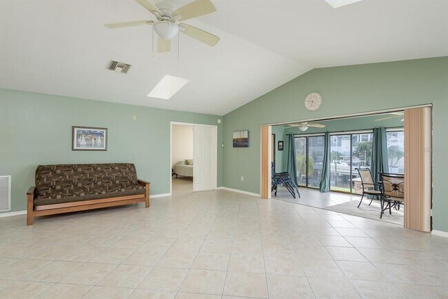Building Photo - 6340 Garland Ct