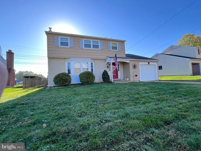 Building Photo - 918 Rockwell Rd