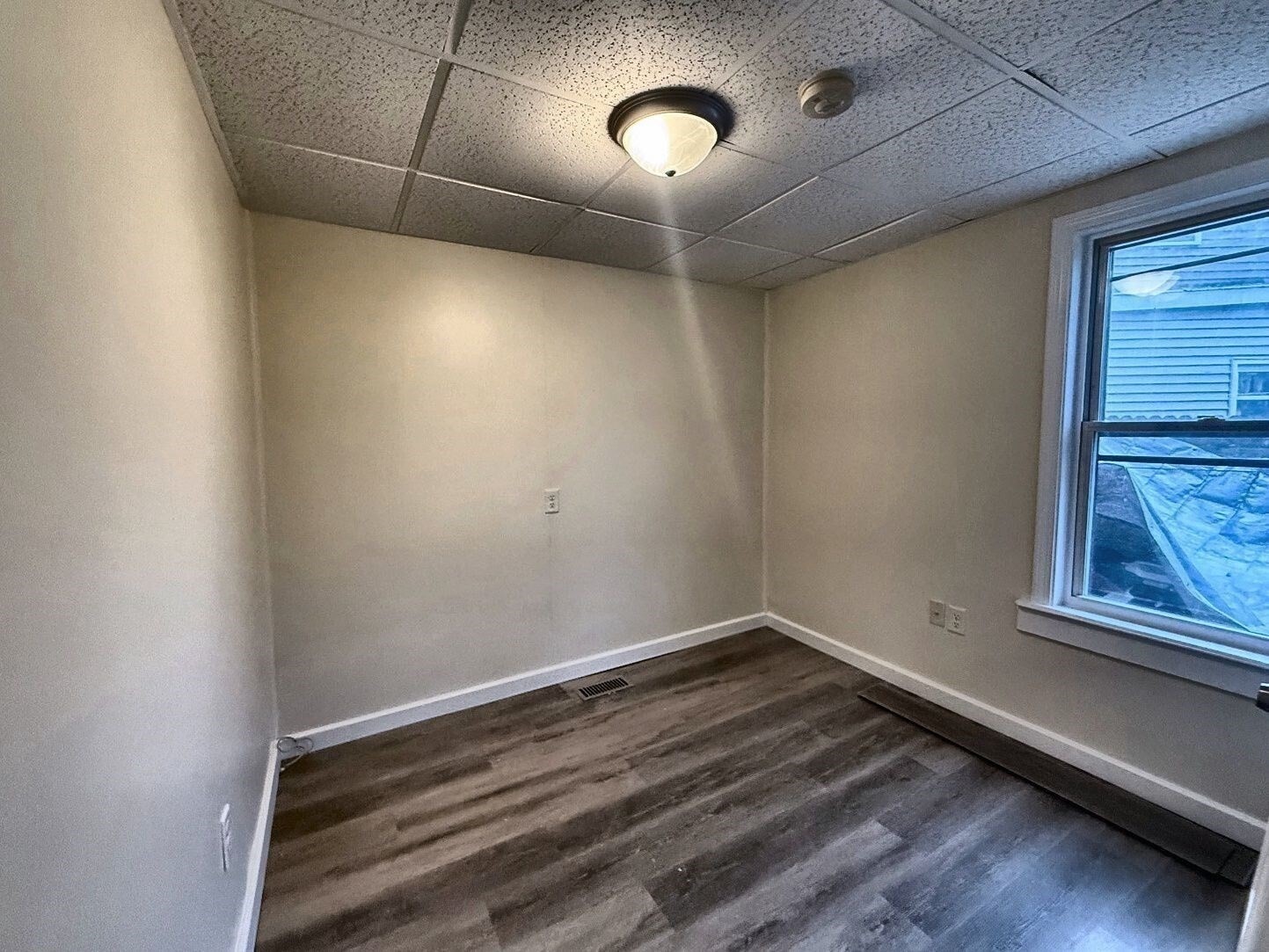 Building Photo - 30 Stanley St