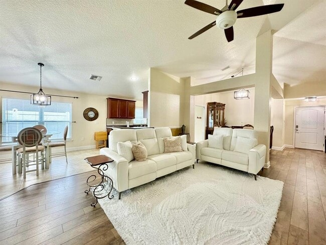 Building Photo - 14535 Callen Gln Wy