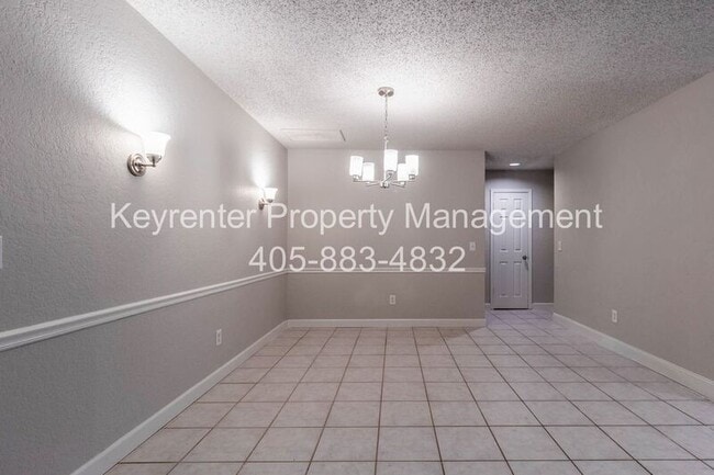 Building Photo - 732 Westridge Ct