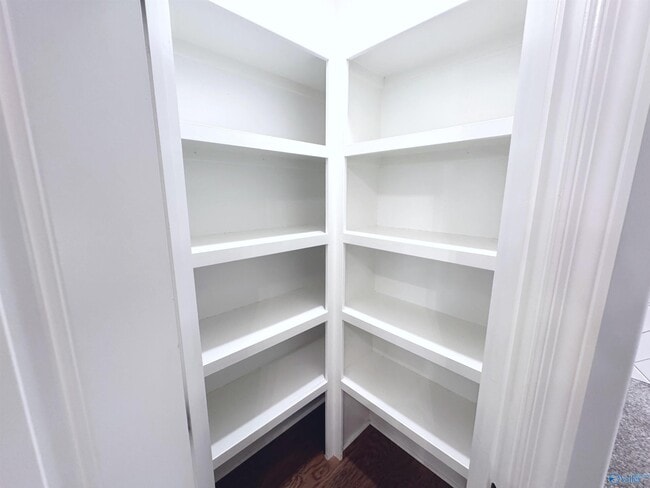 Building Photo - 118 Waxwing St