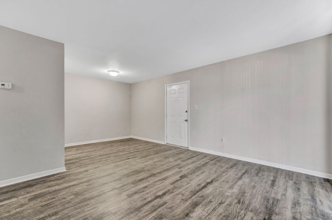 Building Photo - 1318 E Durst Ave