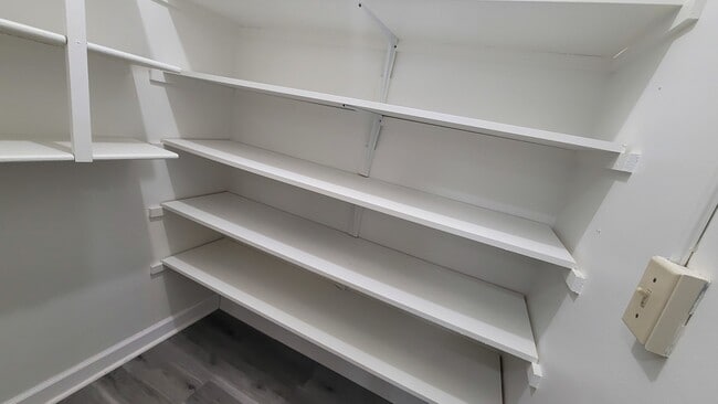 Building Photo - 378 Sandalwood Ln