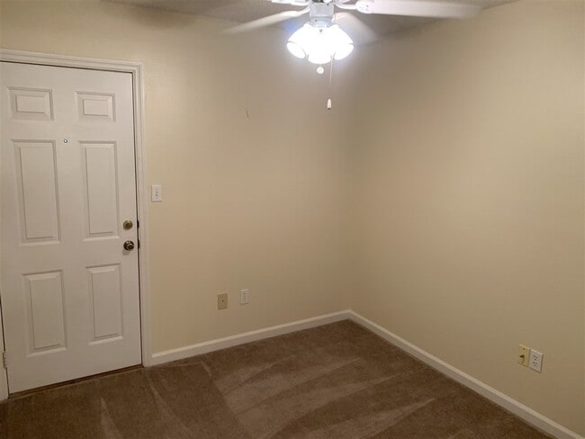 Building Photo - 299 Wilson Green Blvd