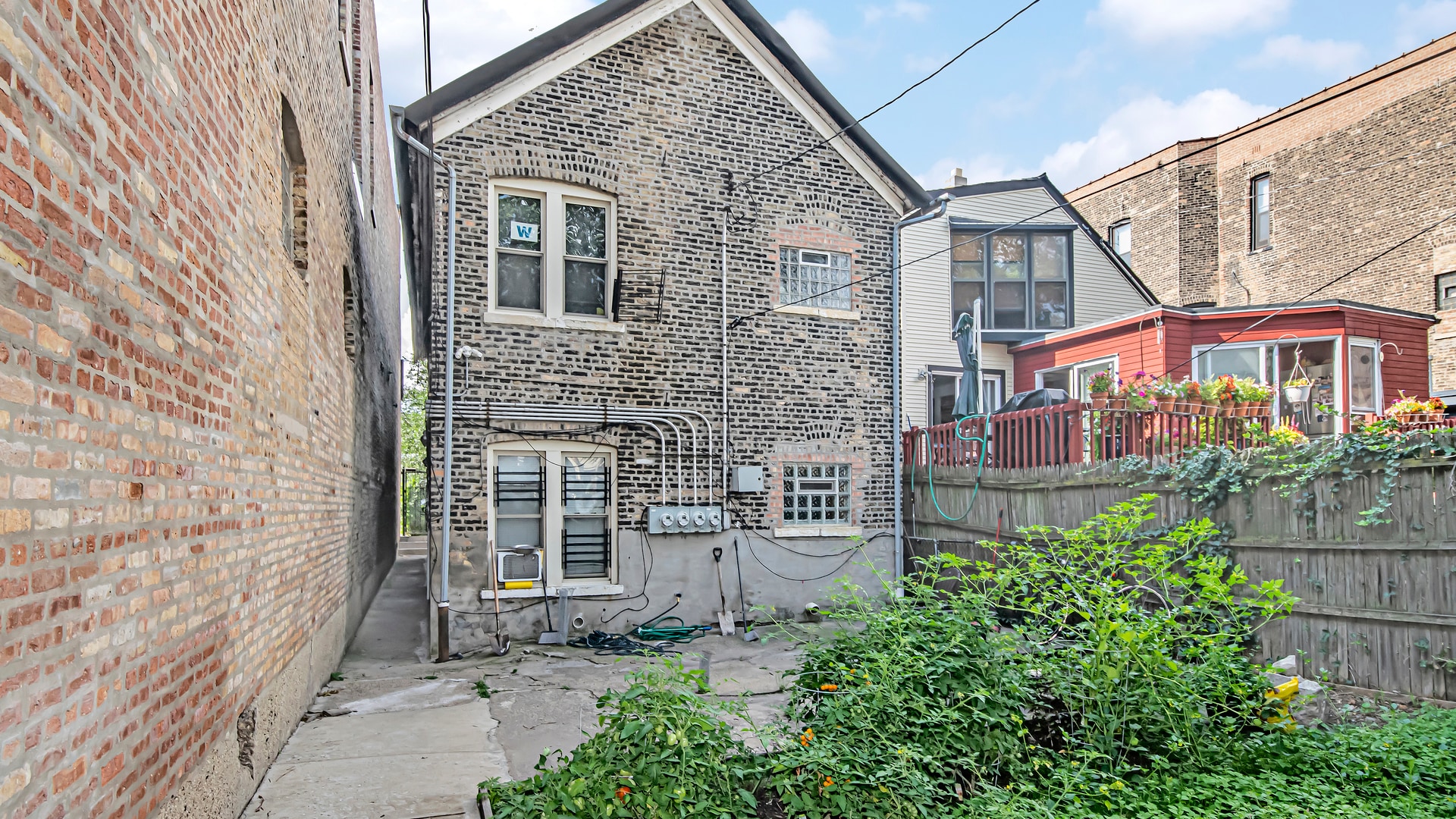 Backyard 2 - 1472 W Webster Ave