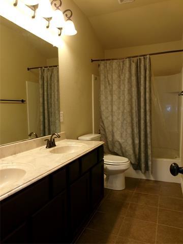 Building Photo - 5727 Mountain Hollow Dr